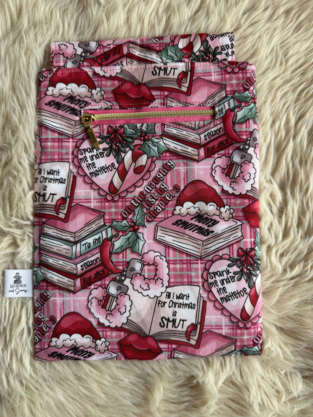 Smutmas (Pink tartan) Small eReader and Book Sleeve