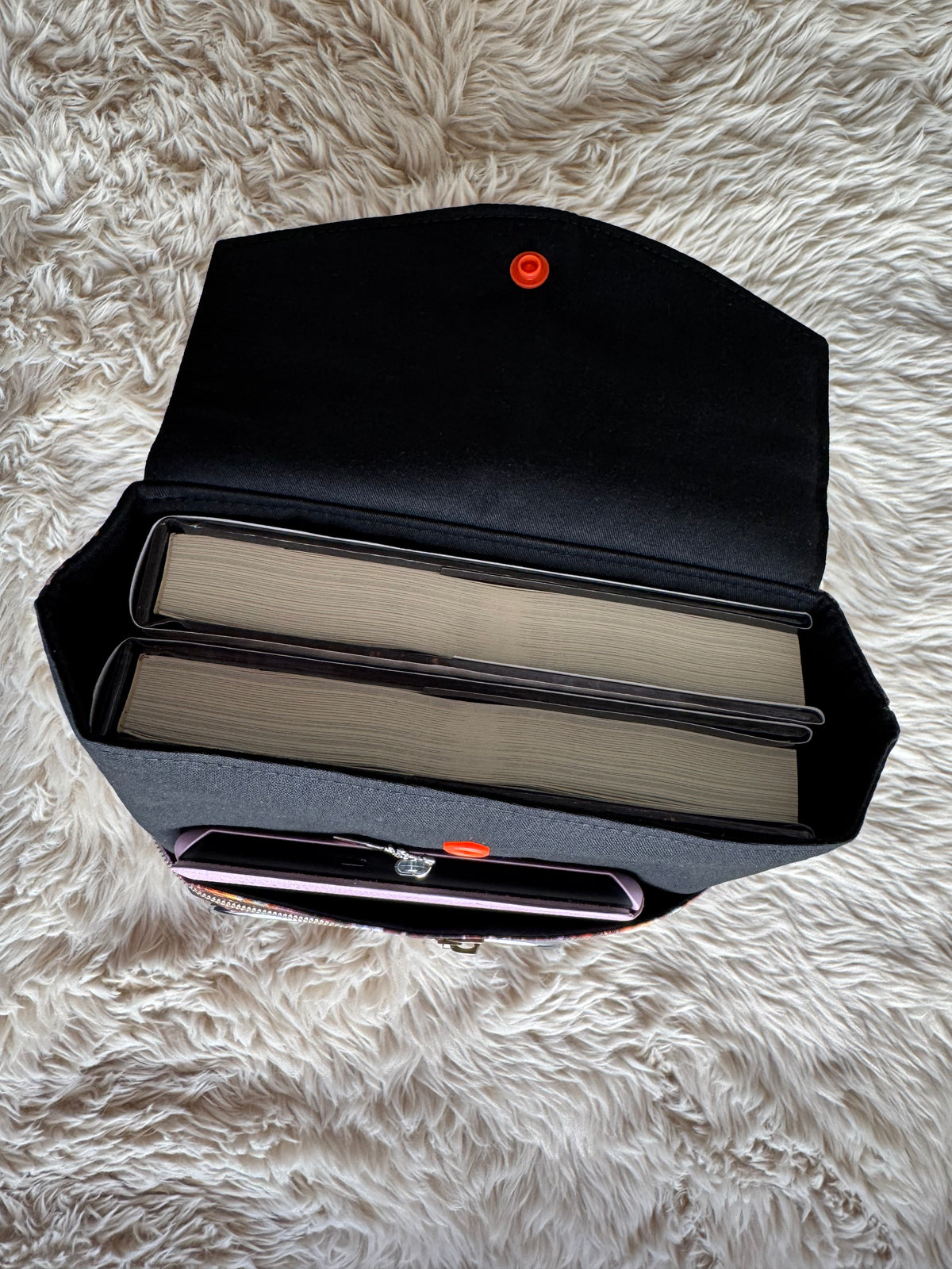 Orange dragon shelf Large 3in1 Sleeve