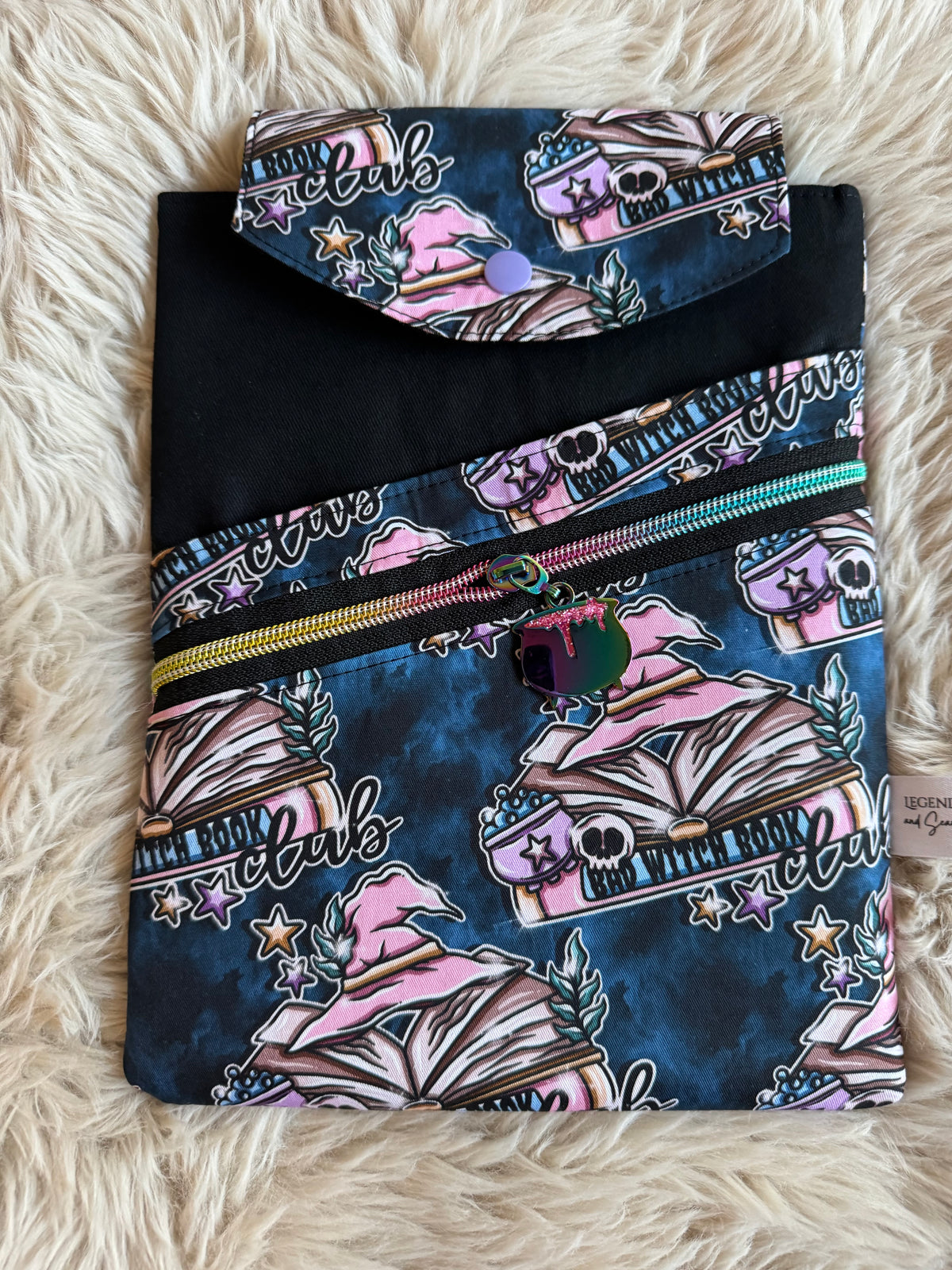 Bad witch book club (dark) Small 3in1 Sleeve