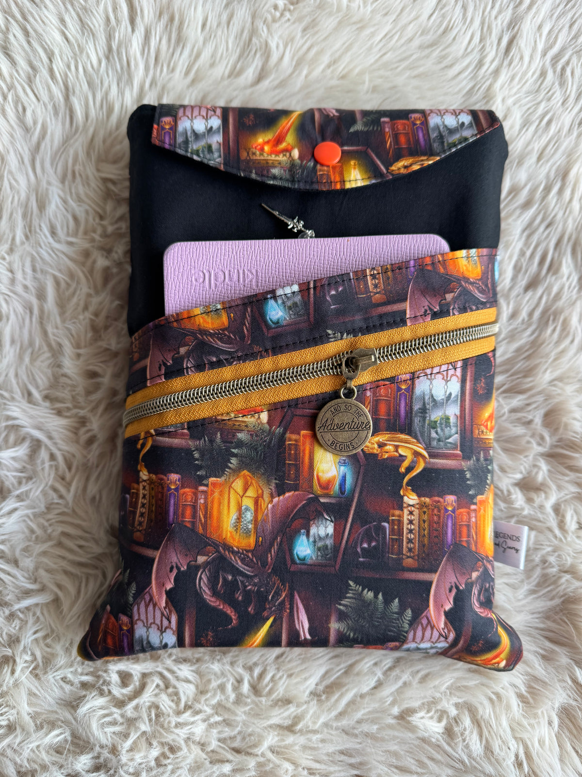 Orange dragon shelf Large 3in1 Sleeve