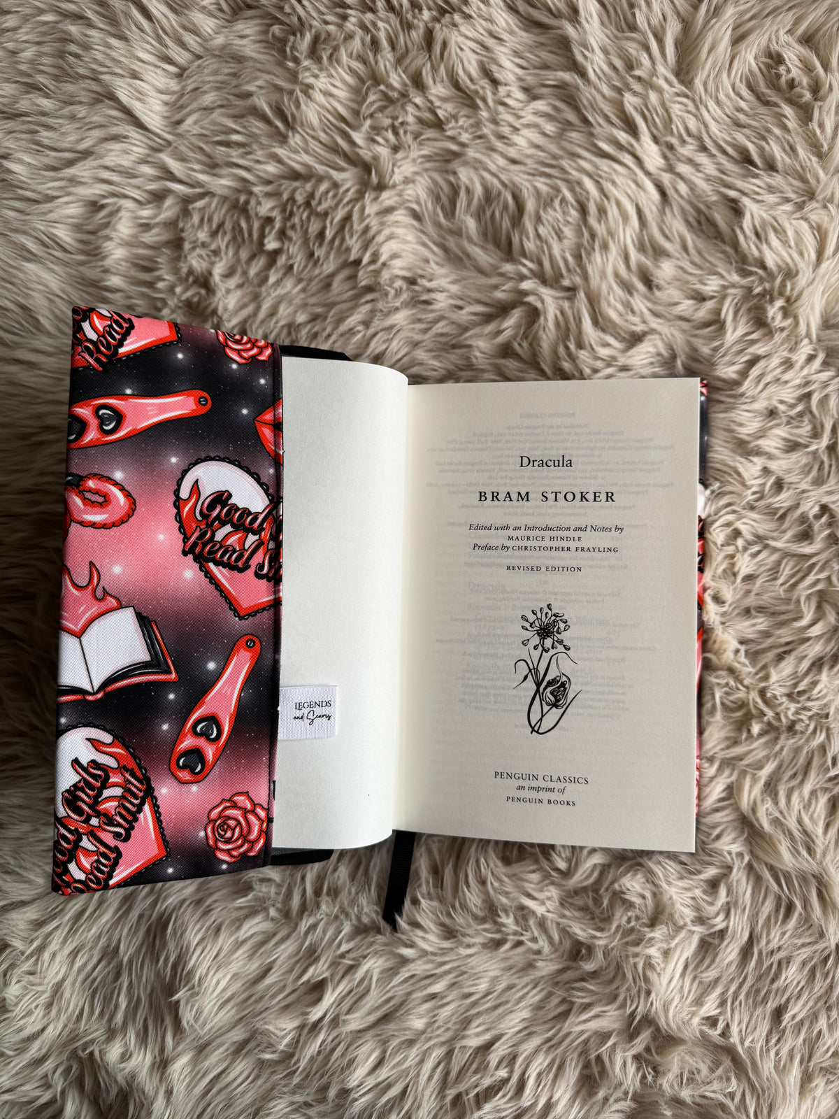Good girls read smut dust jacket