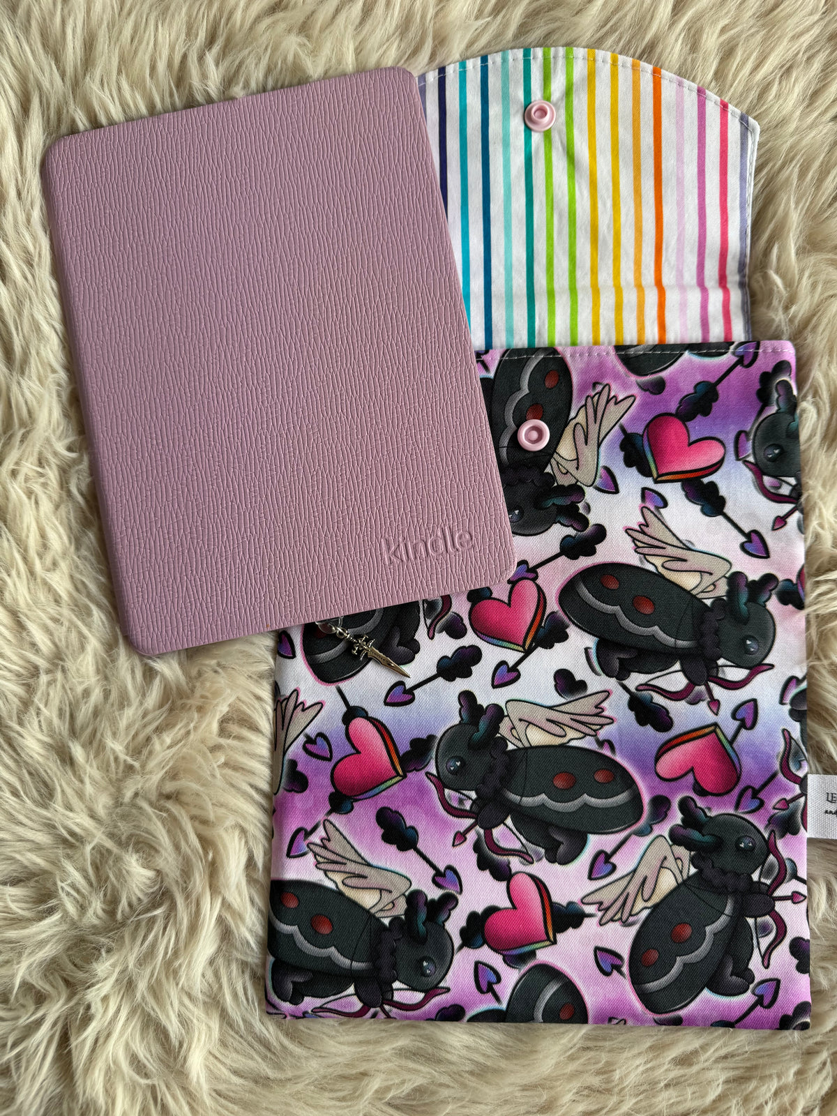 Mothman cupid (purple) Small Basic sleeve