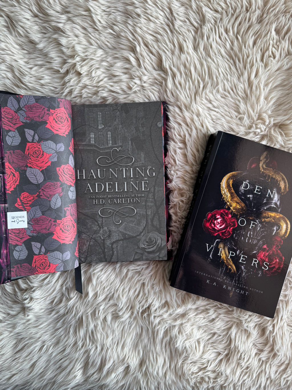 Dark romance shelves dust jacket (Pink)