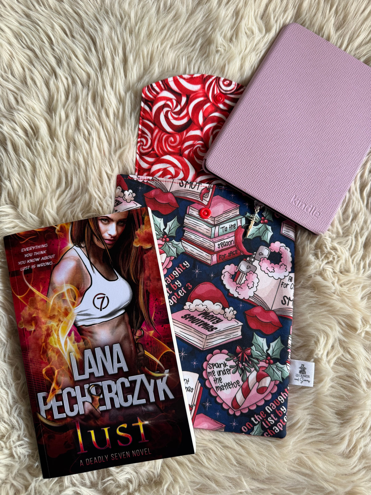 Smutmas (Navy) Small eReader and Book Sleeve