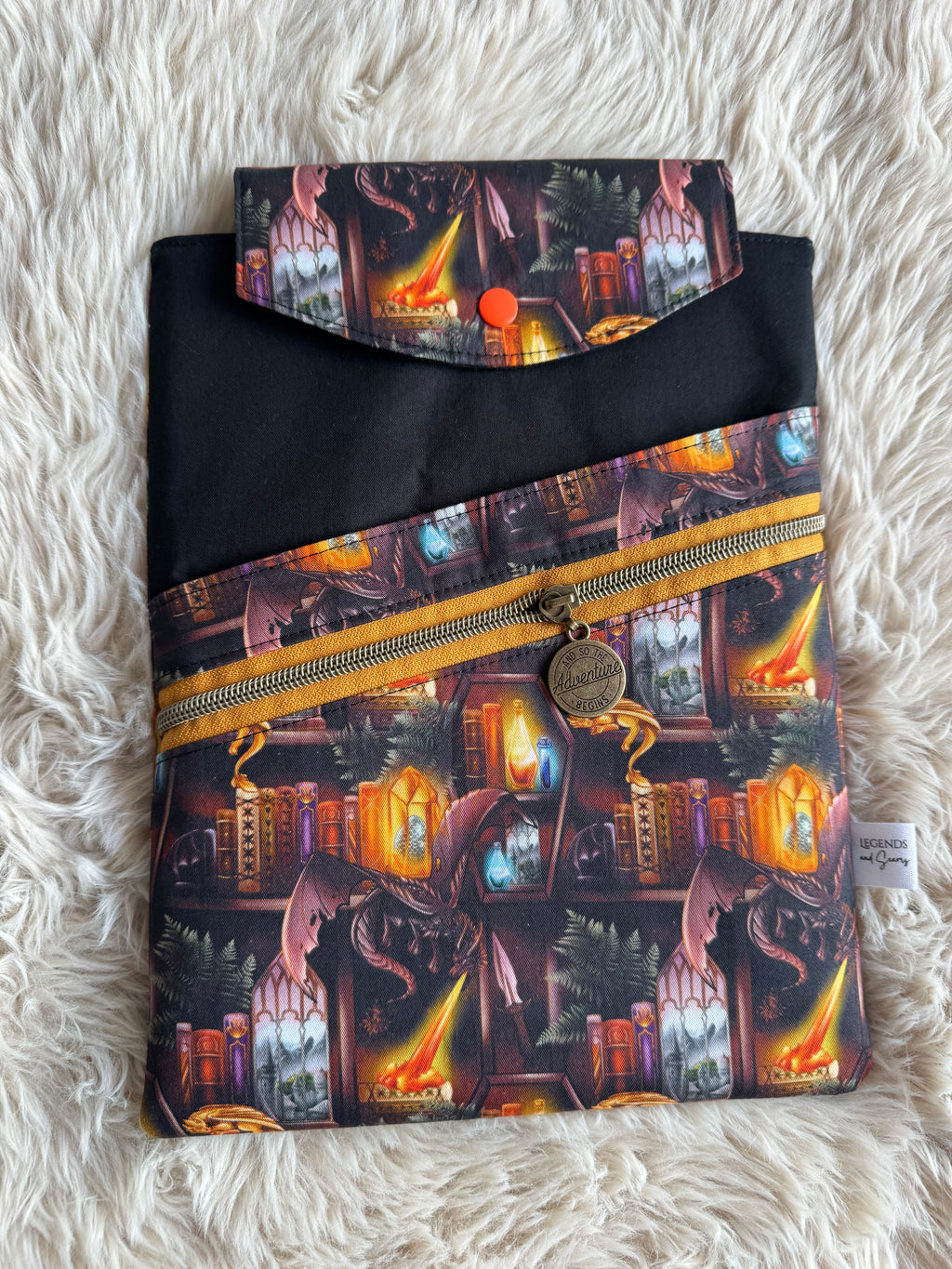 Orange dragon shelf Large 3in1 Sleeve