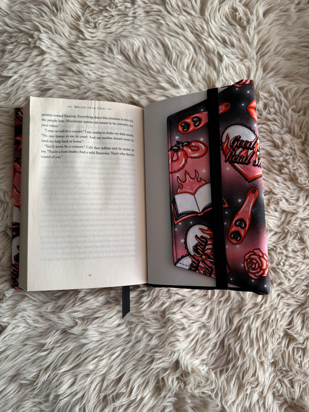 Good girls read smut dust jacket