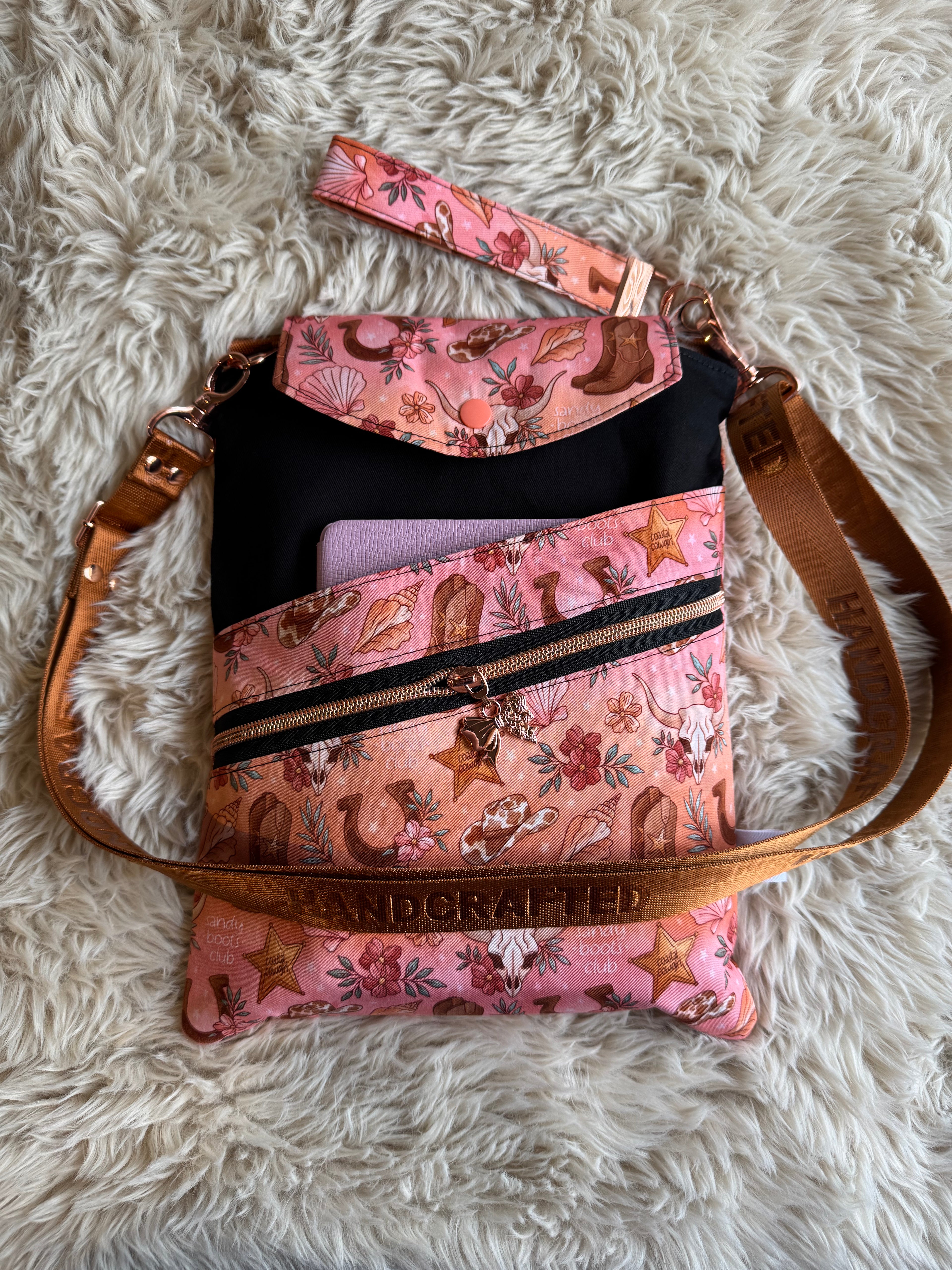 Coastal Cowgirl (Salmon Ombré) Large 3in1 Sleeve with adjustable strap