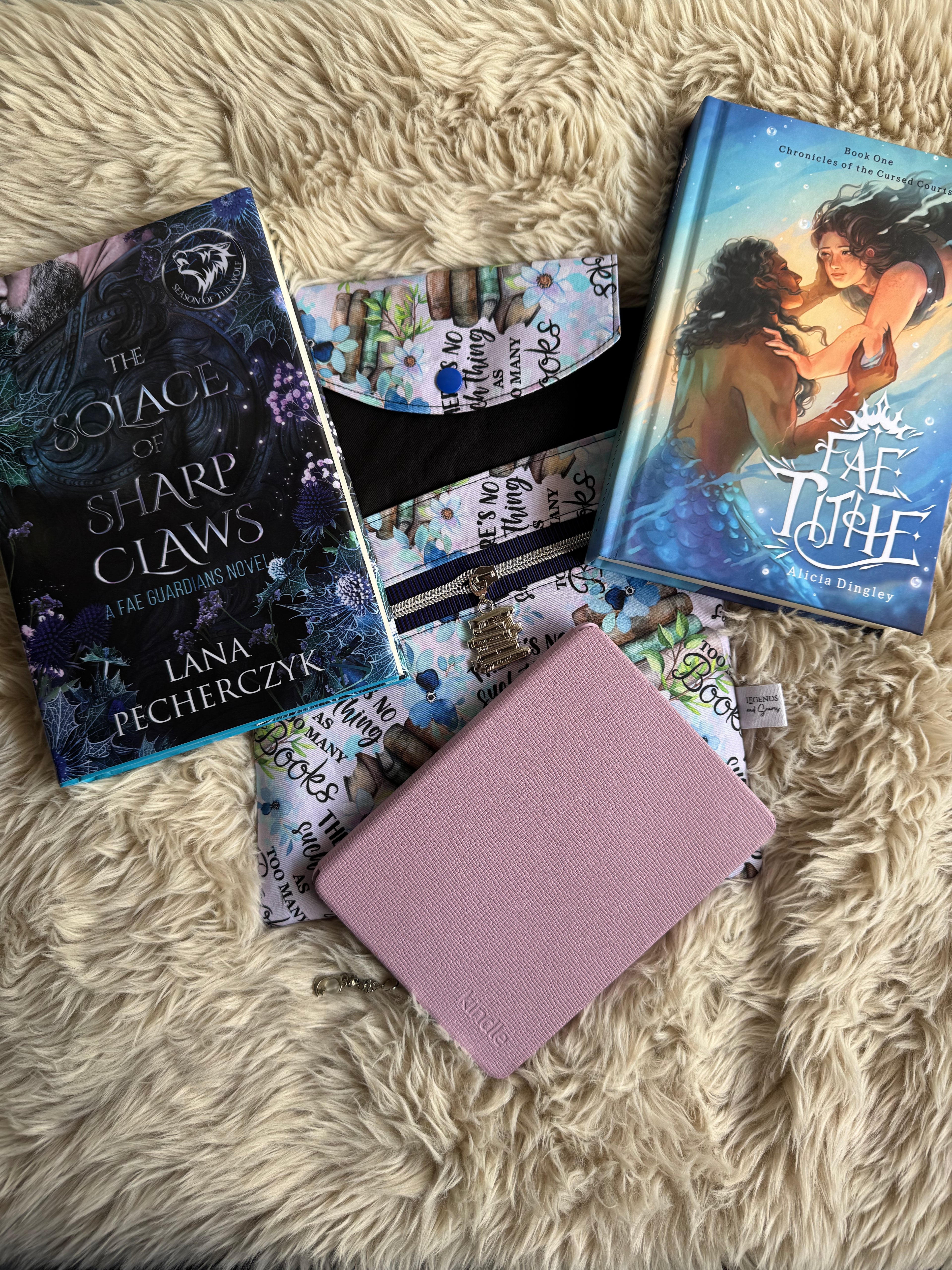Never too many books Large 3in1 Sleeve