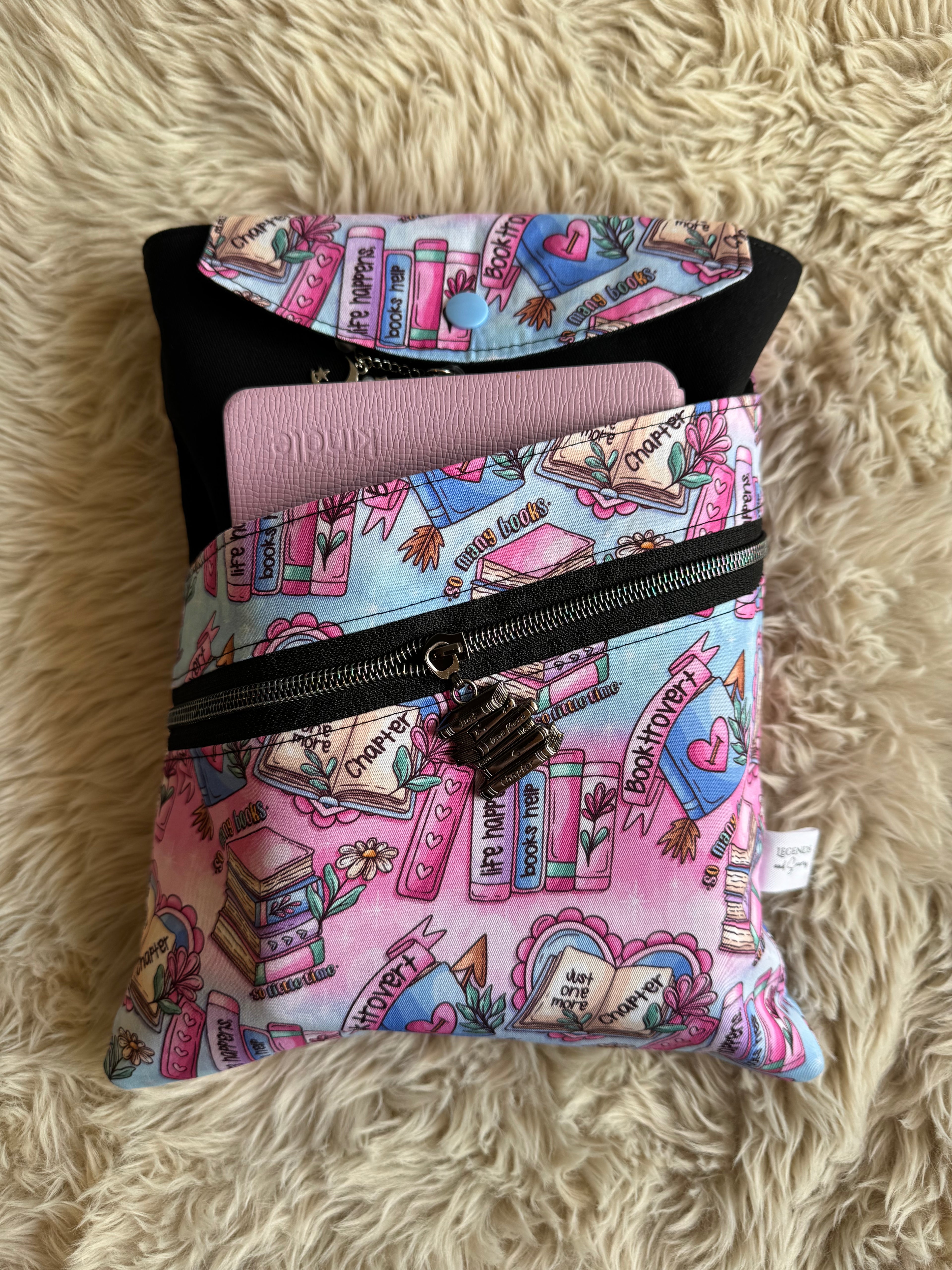 Booktrovert (Ombré) Large 3in1 Sleeve