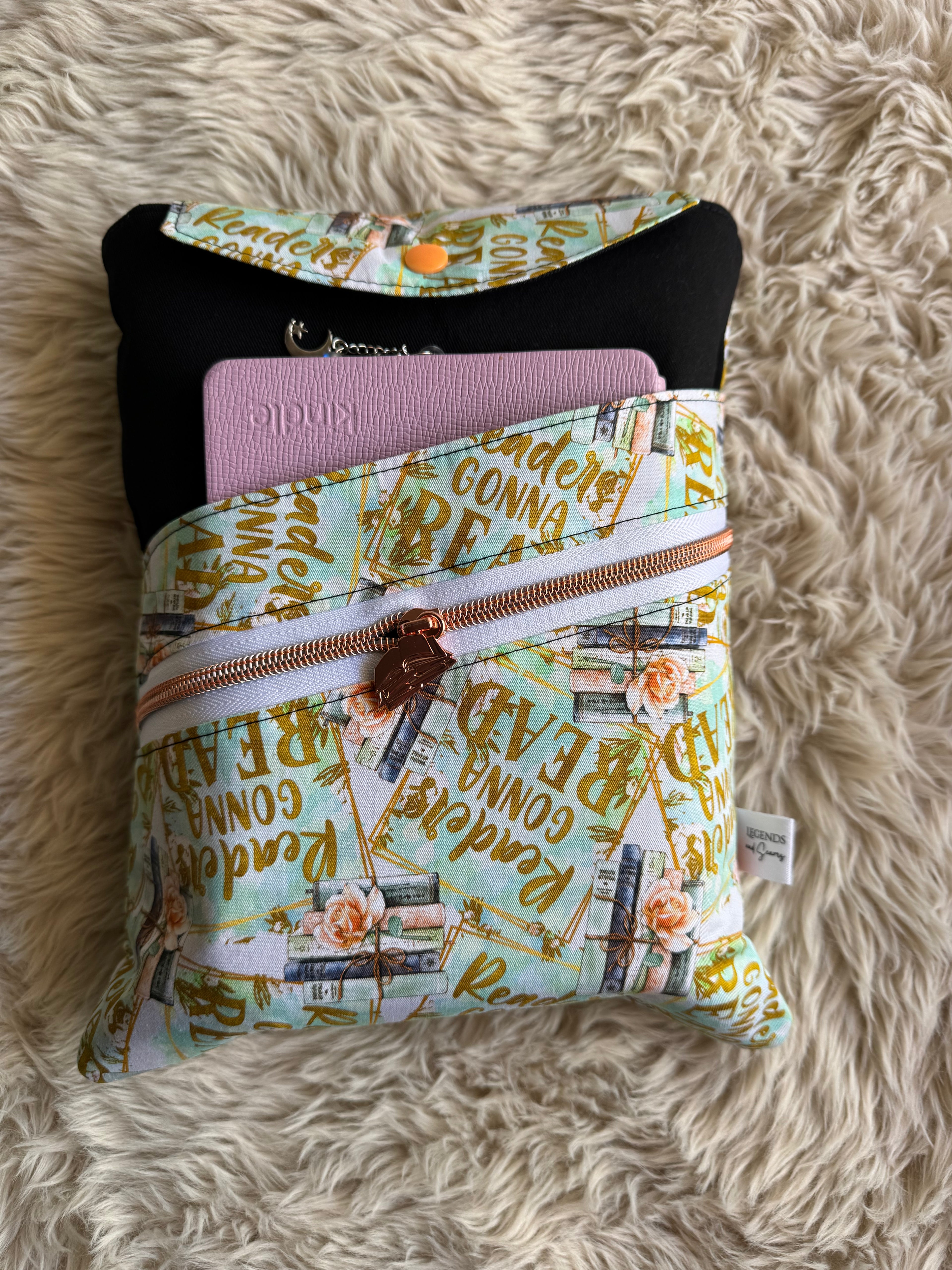 Readers gonna read Large 3in1 Sleeve