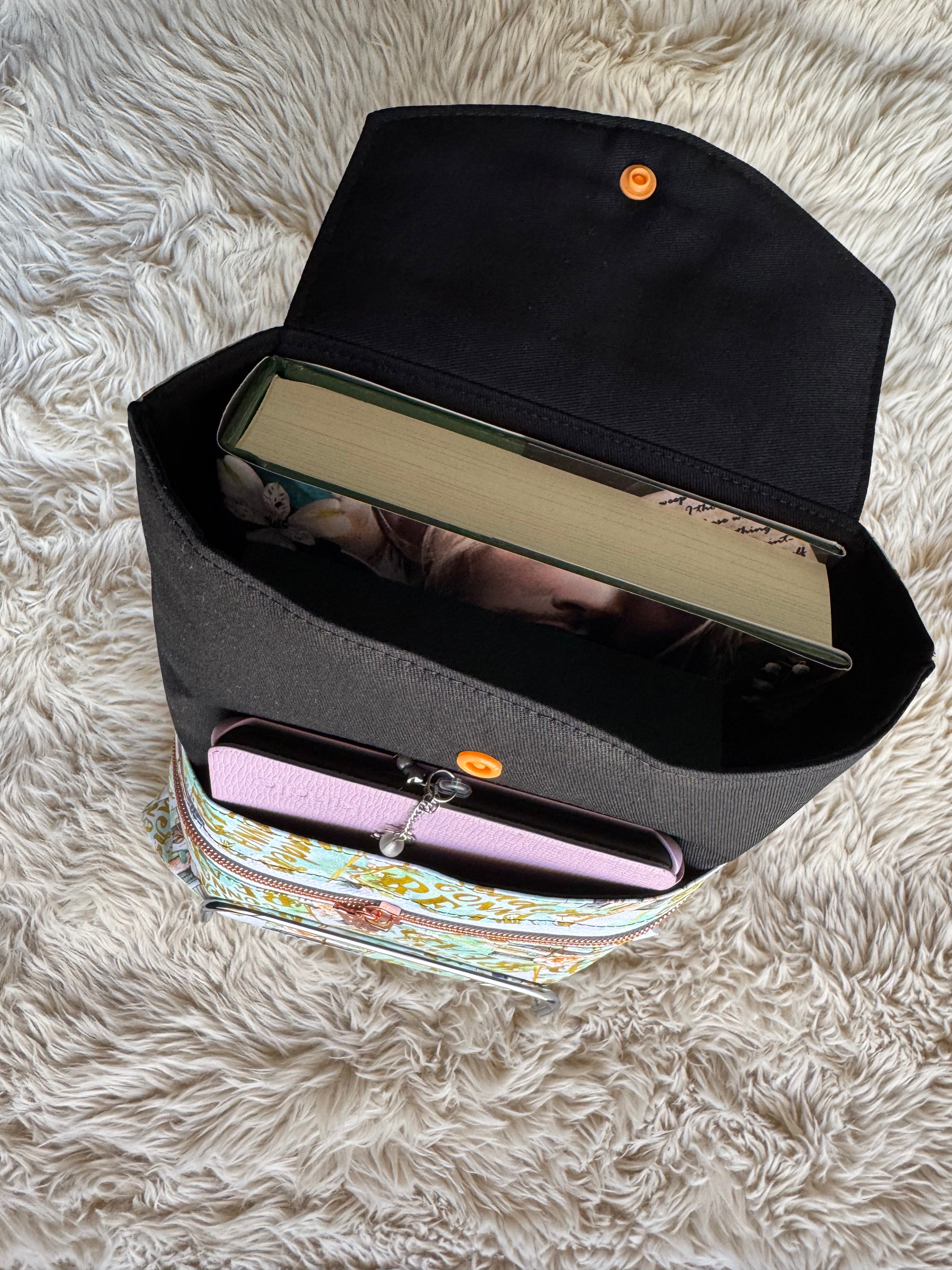 Readers gonna read Large 3in1 Sleeve