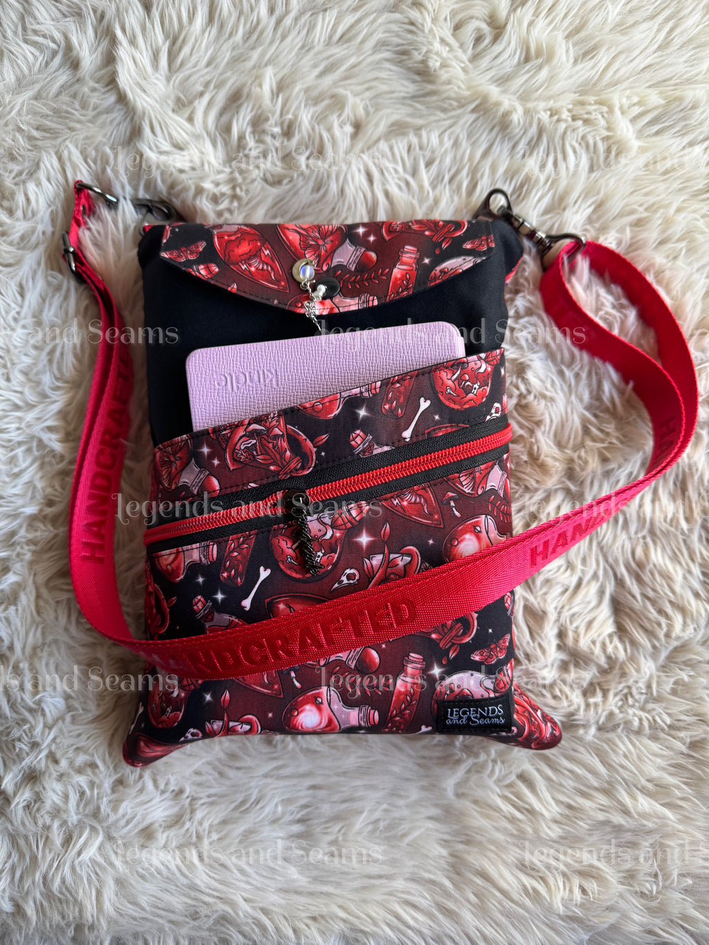 Alchemist (Red) Large 3in1 with adjustable strap