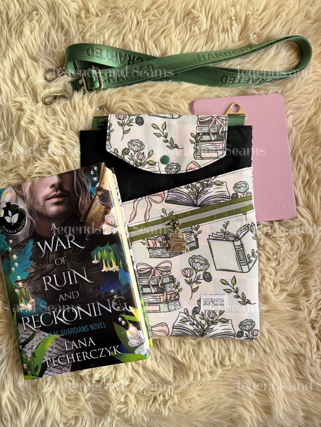 Green Chic Large 3in1 with adjustable strap