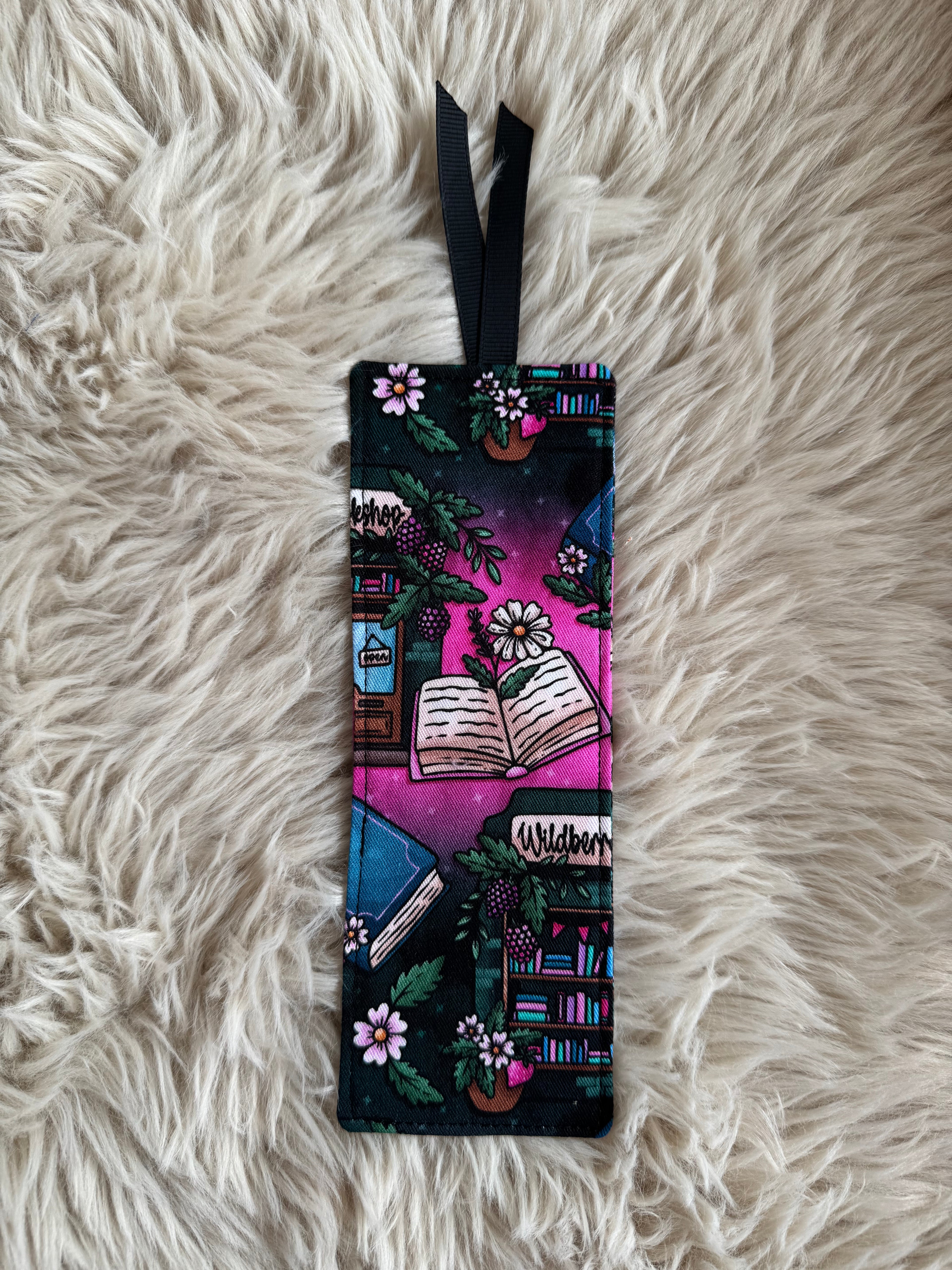 Wildberry Bookshop (Dark) Bookmark