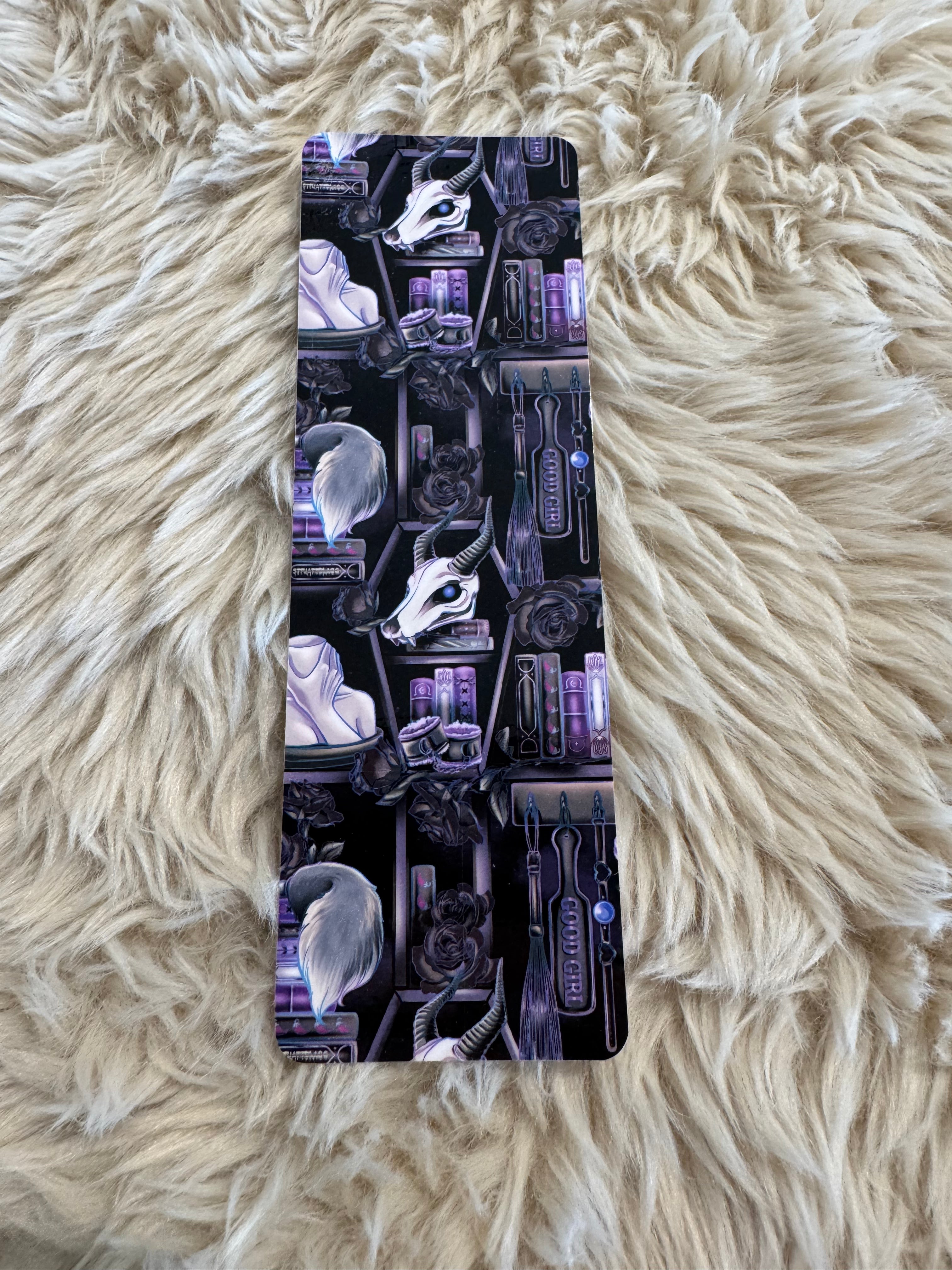 Dark romance shelves (Purple) Bookmark